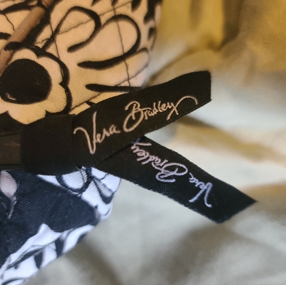 Lunch box - Picture 3 of 3